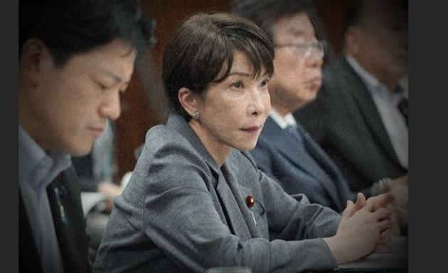 局势的走向，确实越来越贴合早前的一个判断：高市早苗最先感受到的强硬压力，不一定来