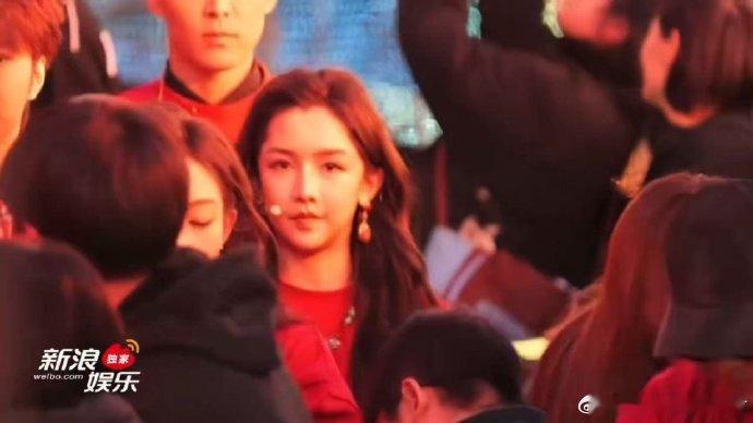 镖人剧组神图有了 《镖人》剧组合体亮相新春活动，全员颜值与气场双双在线，谢霆锋、