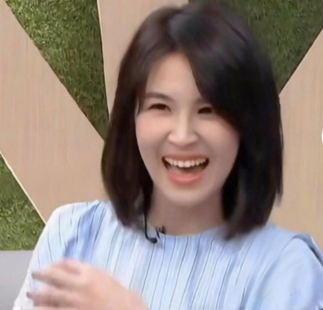 曾沛慈你好星期六 这辈子都放不下甜妹了，尤其看到曾沛慈，随时随地都会给人好心情，