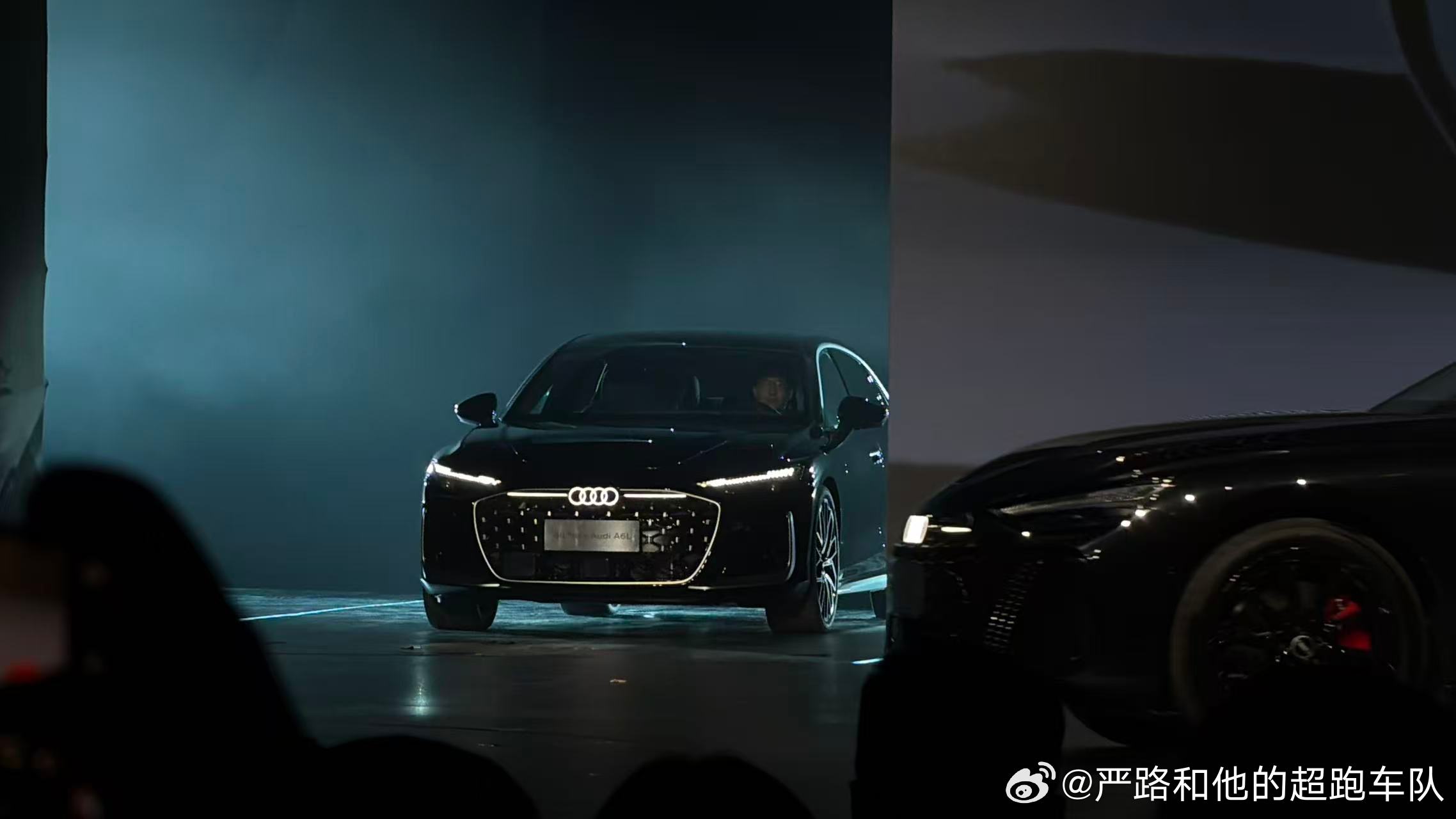 大v聊车 我可是2000年的A6车主。一转眼快30年了，全新上市，那时候我的QQ