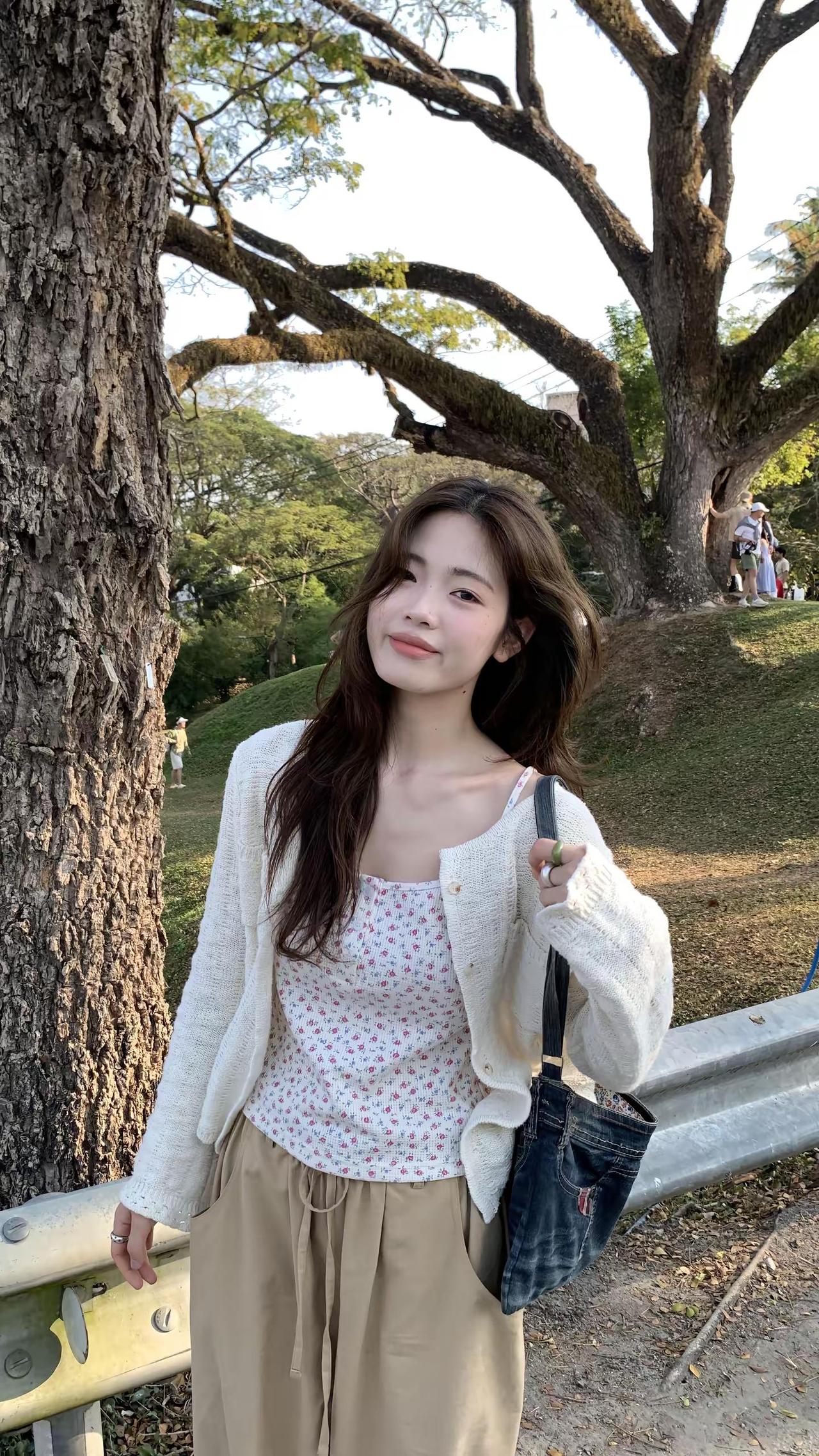 原来春天这么美好 幸好没腐烂在冬天🌷 旅行ootd 韩系穿搭 早春新衣试穿 泰