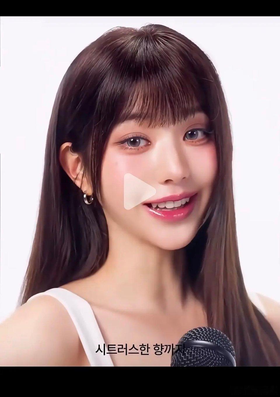 张元英好像假面人呀，求她别再动脸了 ​​​