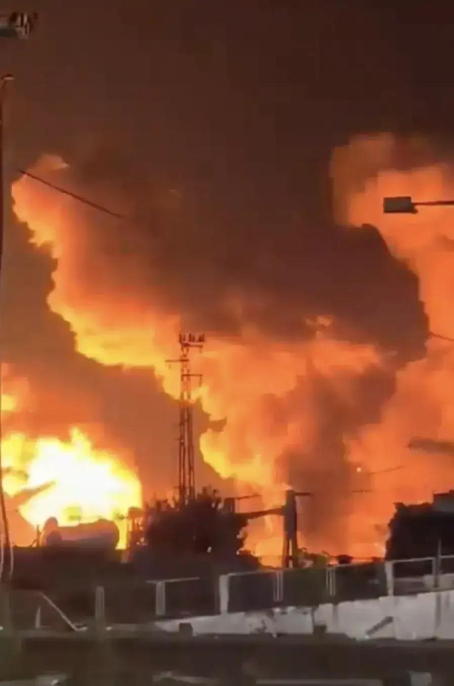 今天是新年第3天，随着一条消息的发布，让乌克兰总统泽连斯基没有想到的是，他们在俄