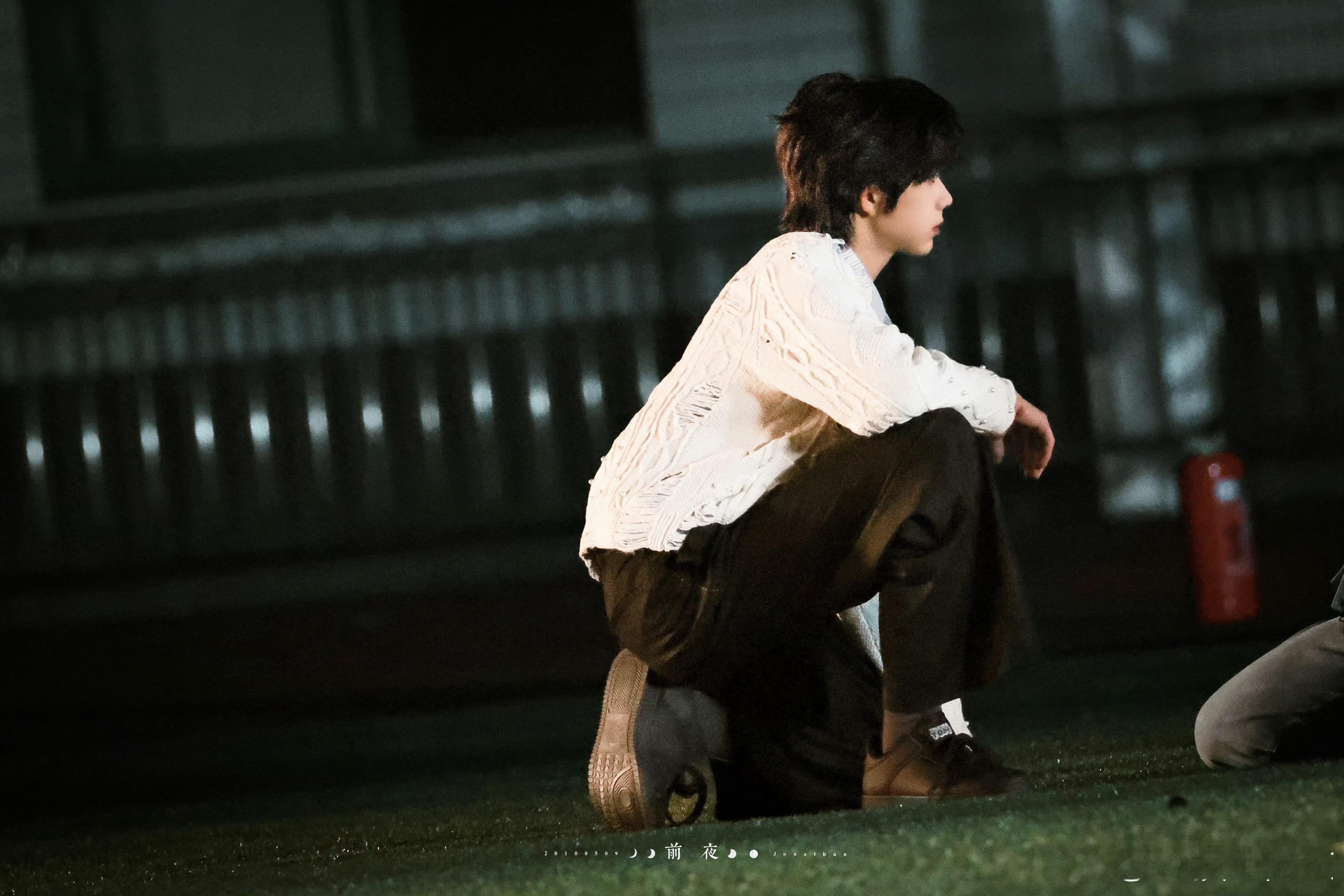 陈奕恒昨日拍摄剧透，他正式回归以后应该很快会在四代出道了 