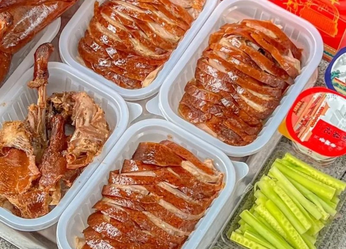 一直不理解鸡架这种食物因为吃肉和啃骨头真的不是一种感觉啊，我们这边鸡架很少，但那