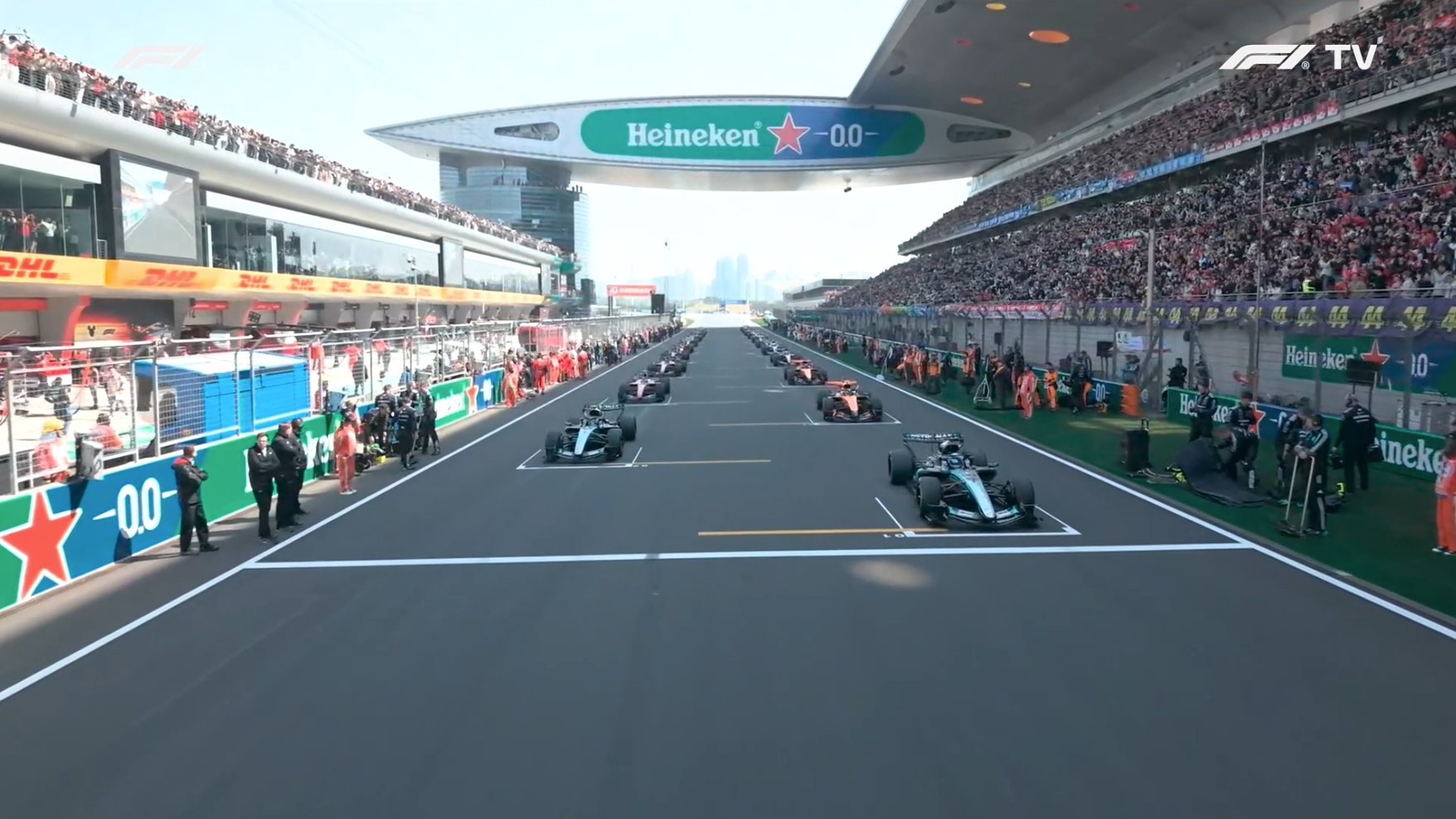 本赛季的第一场冲刺赛即将开始!F1赛车2026F1中国大奖赛F1冲刺赛