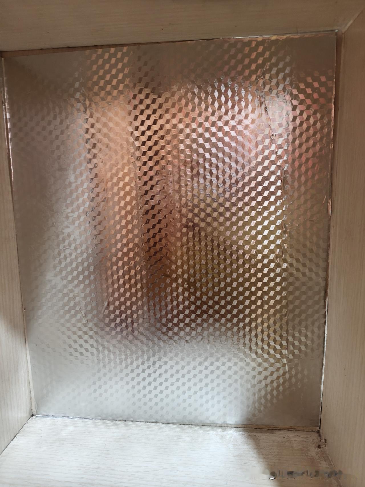 昨天又完成一项艰巨的任务！
我在雇主家几乎是全能的，既要修电灯泡，还要修下水管道