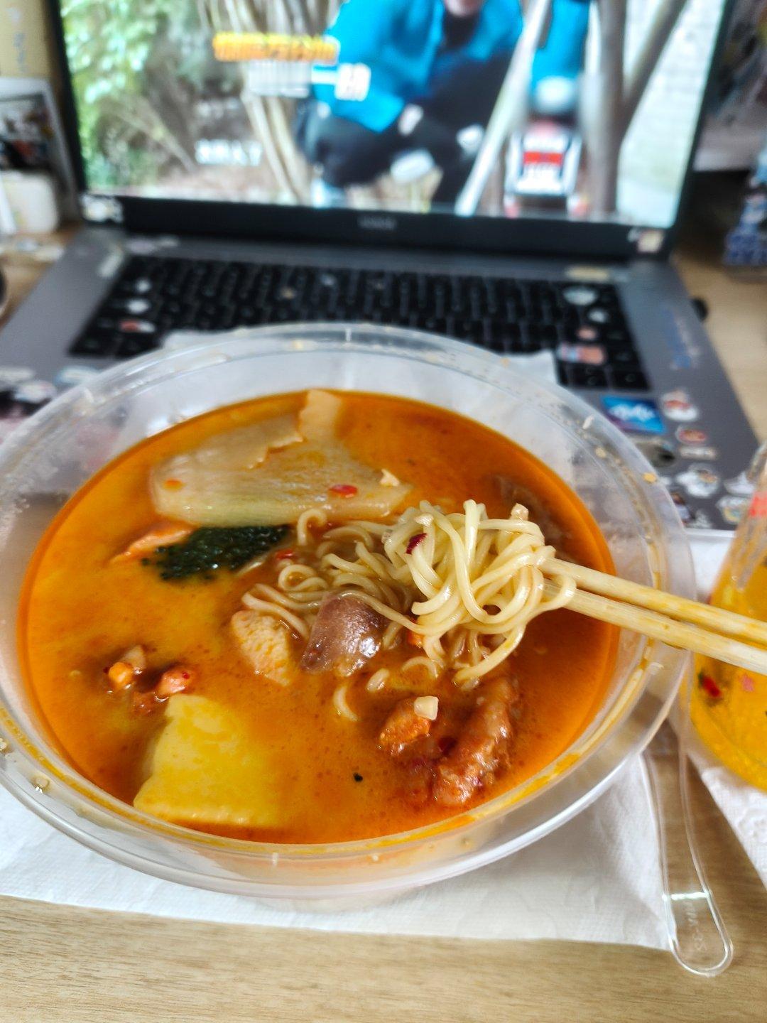今天吃不一样的 ​​​