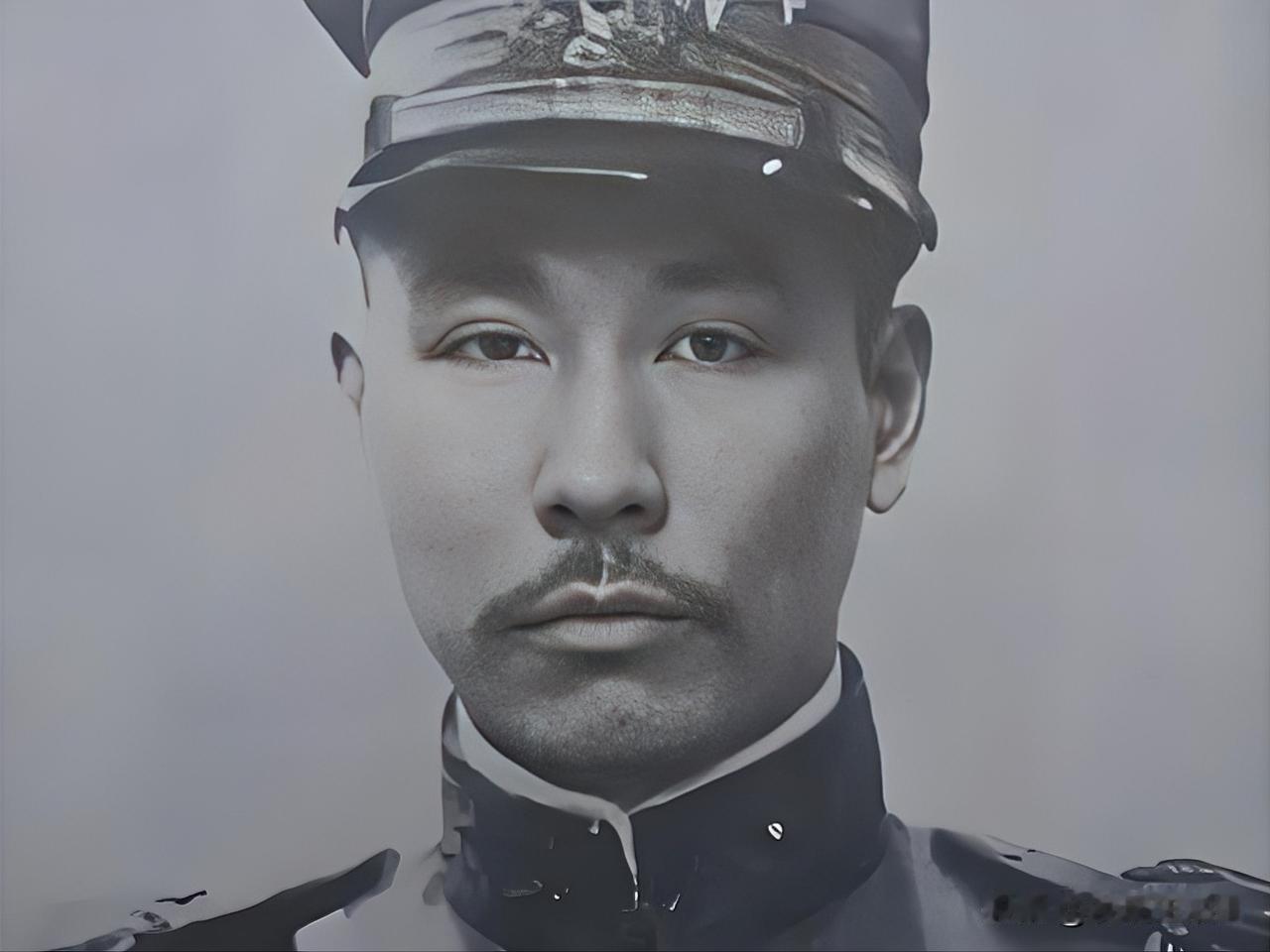 刘策成（刘武），1883年生于湖南新邵。年轻时读师范、做教员，赴日留学期间加入同