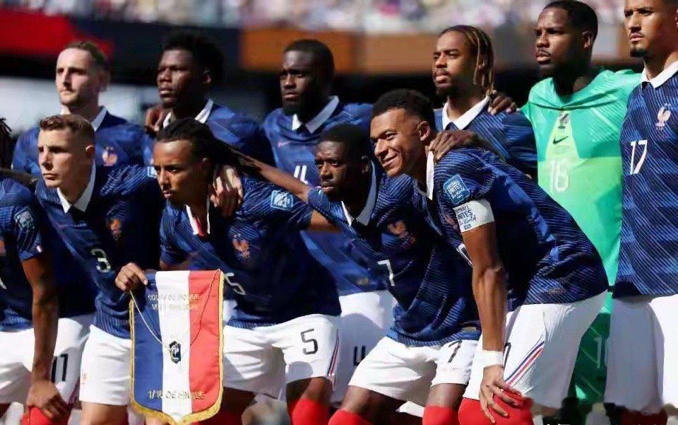 看完法国2-0摩洛哥，球迷认清四个事实，梅西两连冠无望！北京时间7月9日凌晨4点