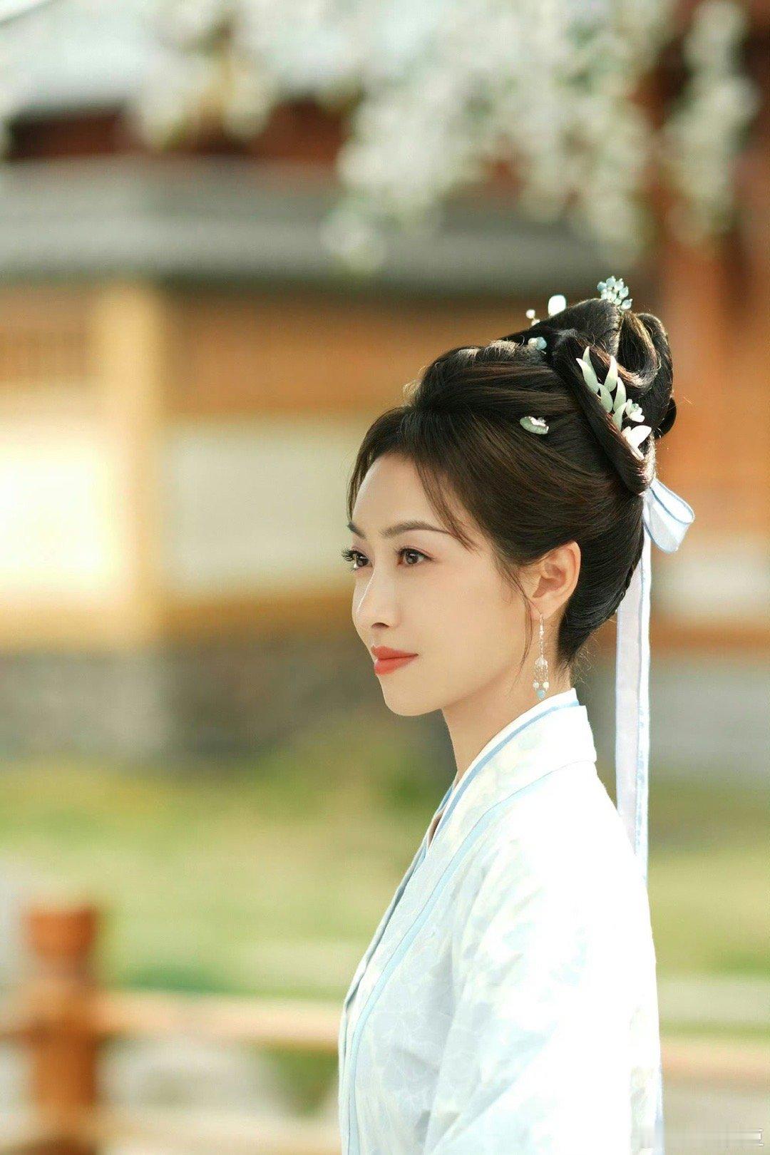 楚瑜这才是人间清醒女主“我最不在乎的就是名节二字”，这句太爽了。宋茜演出了女性敢