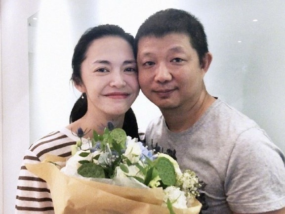 姚晨曹郁官宣离婚李大嘴剧中娶了佟掌柜，而现实中郭芙蓉却离婚了 