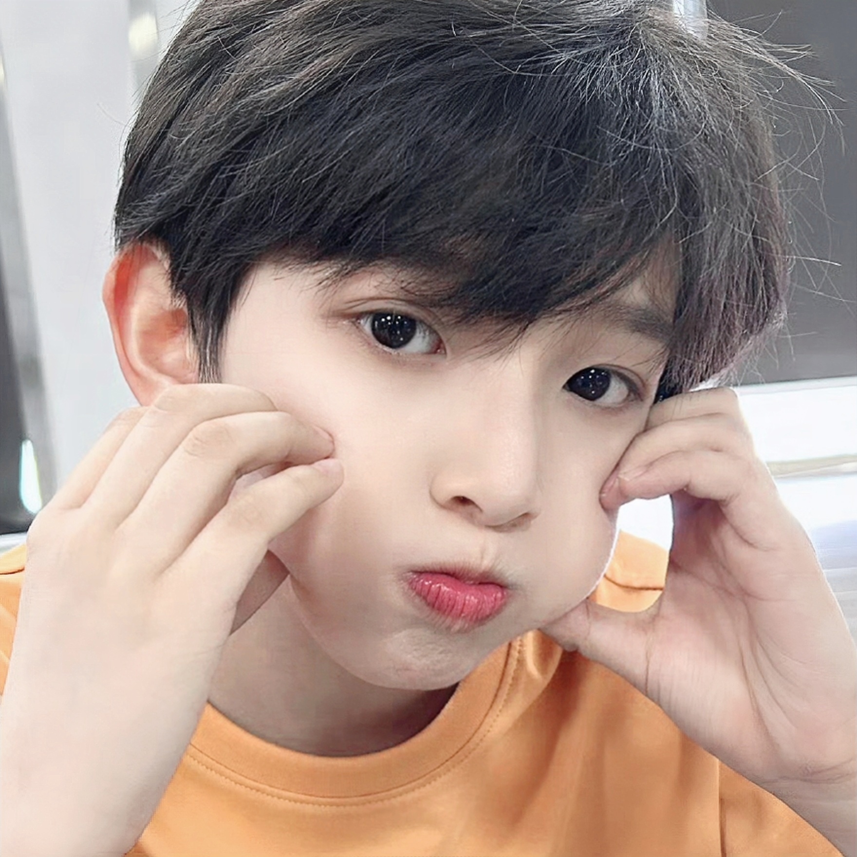 今日份男明星黄色系头像分享拿图点赞即可陈浚铭 