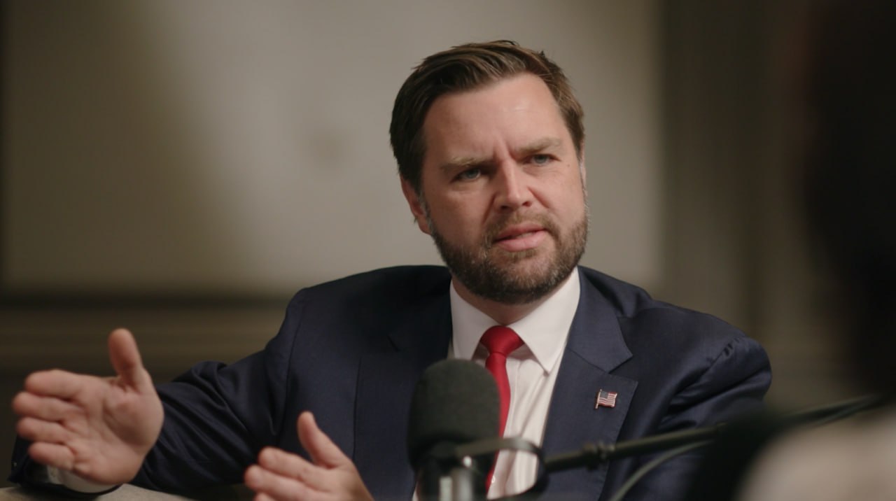据美国副总统J·D·万斯（J.D. Vance）接受《星期日泰晤士报》（The 
