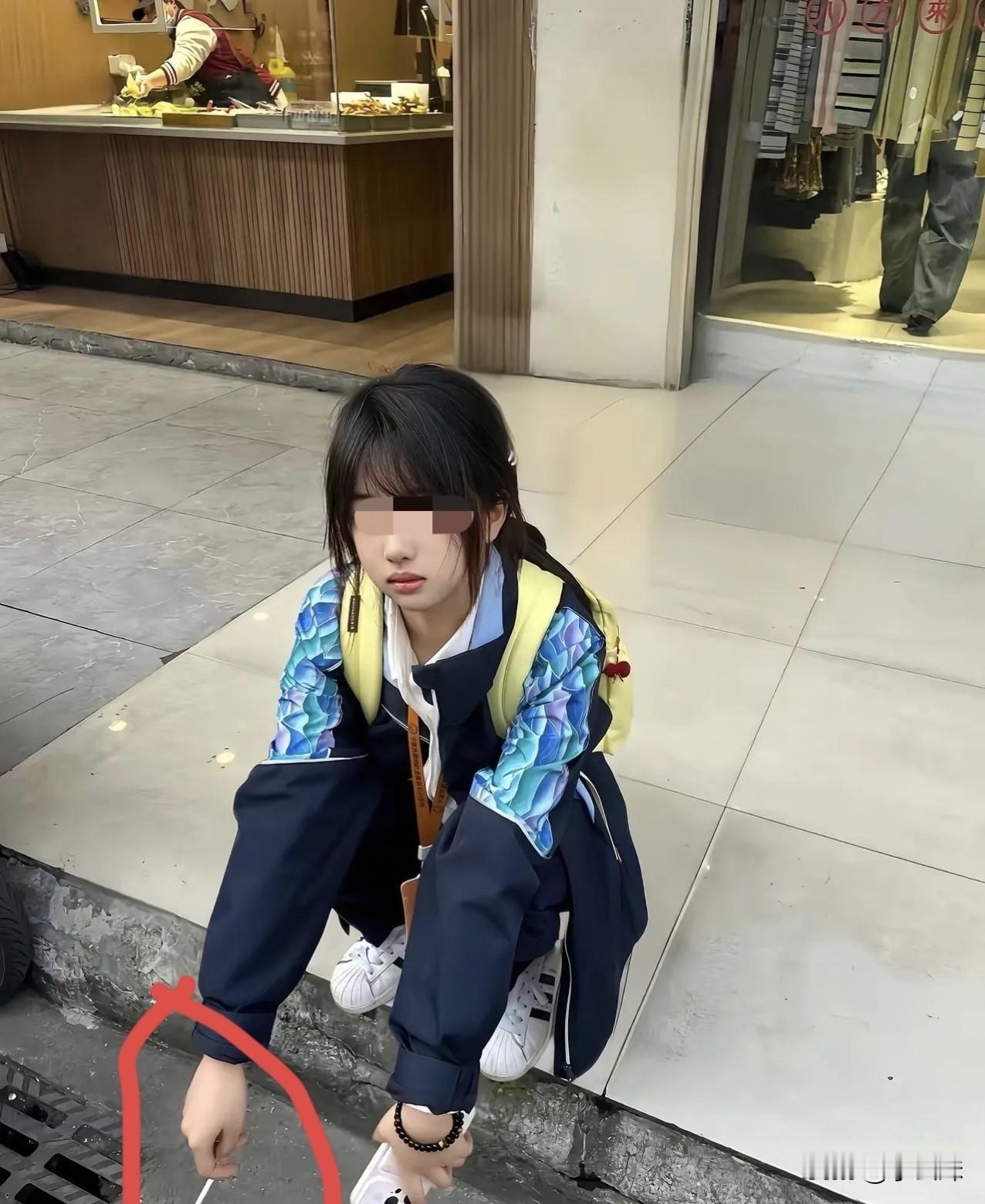 四川不是严管禁烟吗？到底是谁在把这些烟卖给未成年？