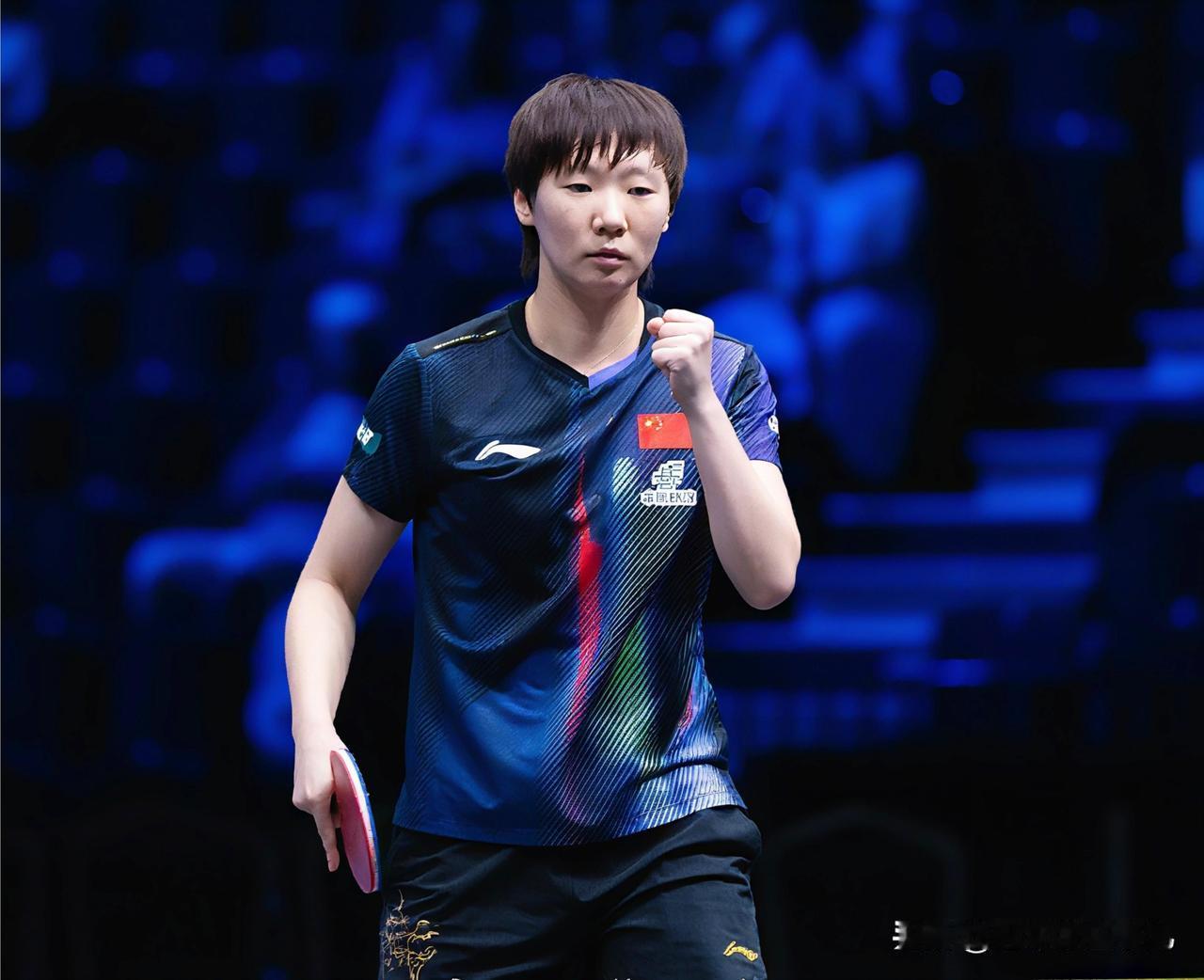 一局破局！王曼昱4-1逆转怪胶黑马，尽显国乒主力顶级底蕴。

北京时间8月15日