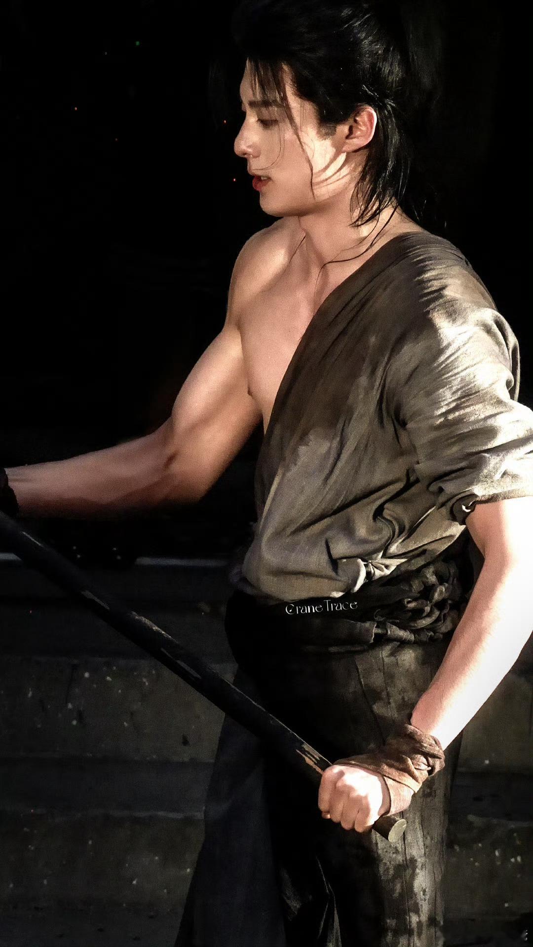 王鹤棣做男做女都好精彩 糙汉&学姐 