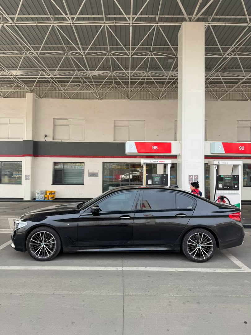 明天涨价我就不排队了我提前加满吧 