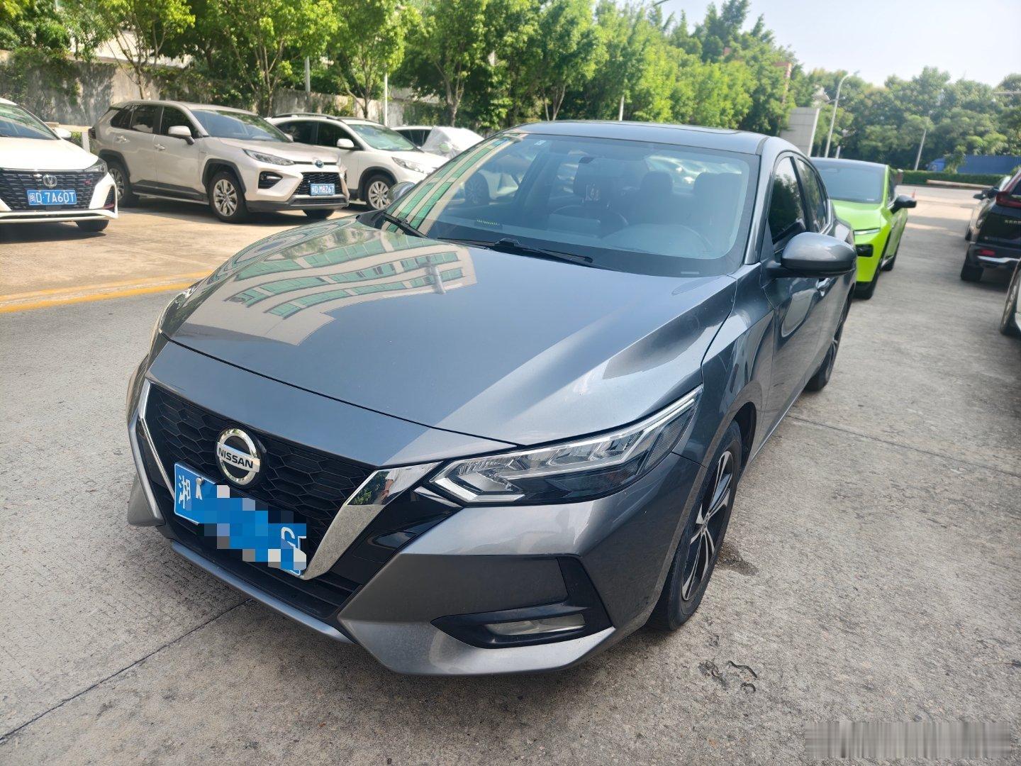 #于恒二手车库[超话]##于恒的收车日常# 现在跌价最惨的车型之一，尼桑轩逸这车