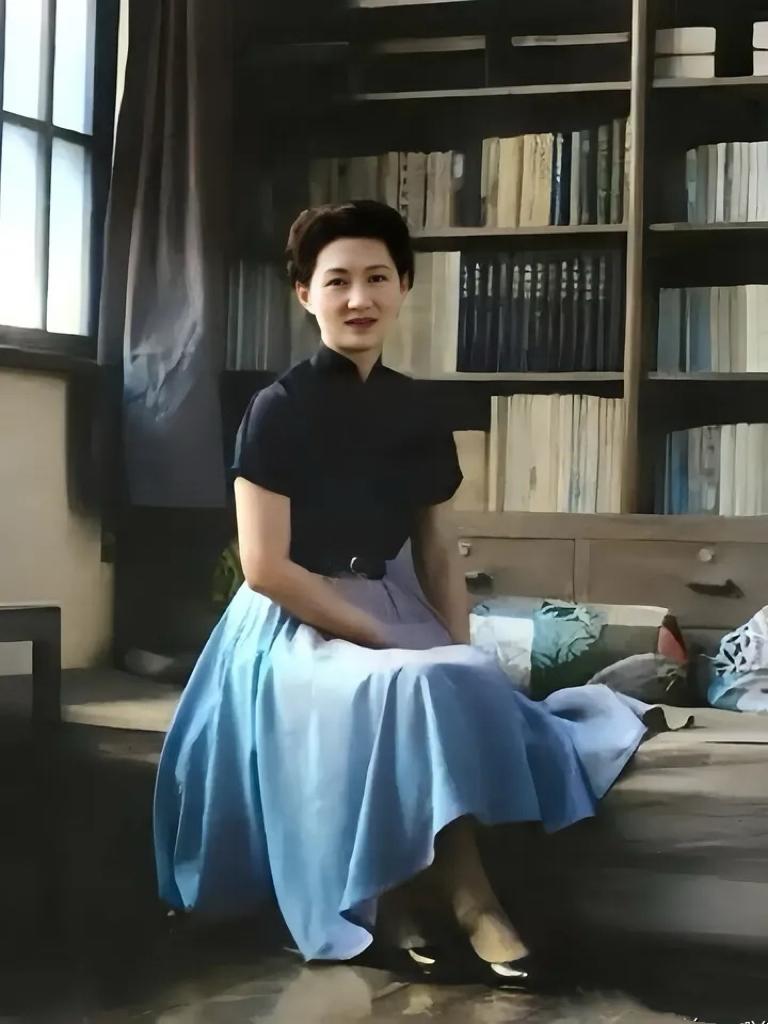 下图是赵四小姐的真实容貌，说实话，在一众民国佳人里，她的颜值并不算出众。公正地讲