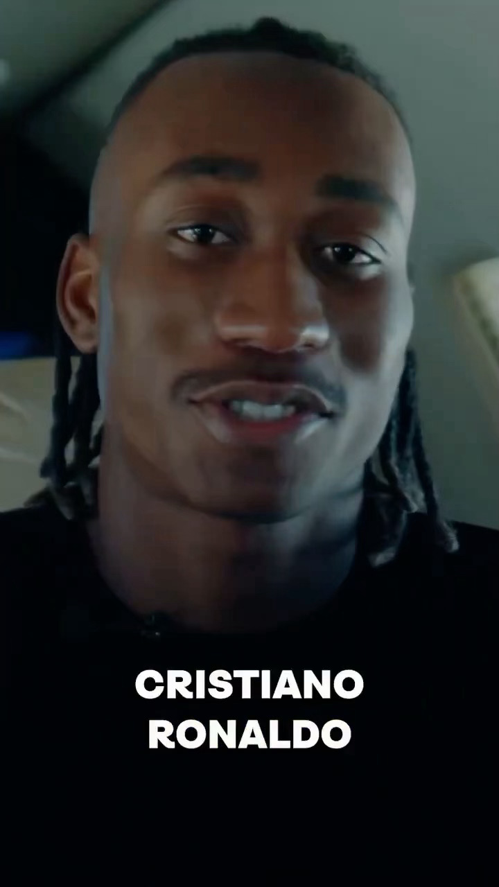 所有人加入老黄第一件事就是被问最喜欢的队史最佳然后回答cristiano ron