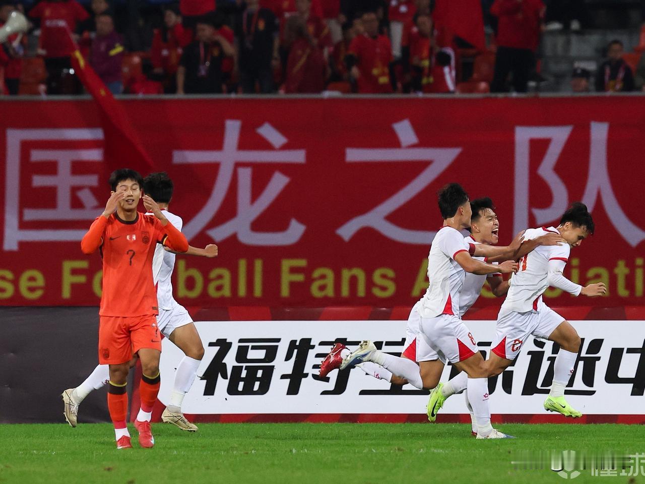 什么熊猫杯，全运会最大…昨晚，中国U22男足0-1不敌越南U22男足，遭遇熊猫杯