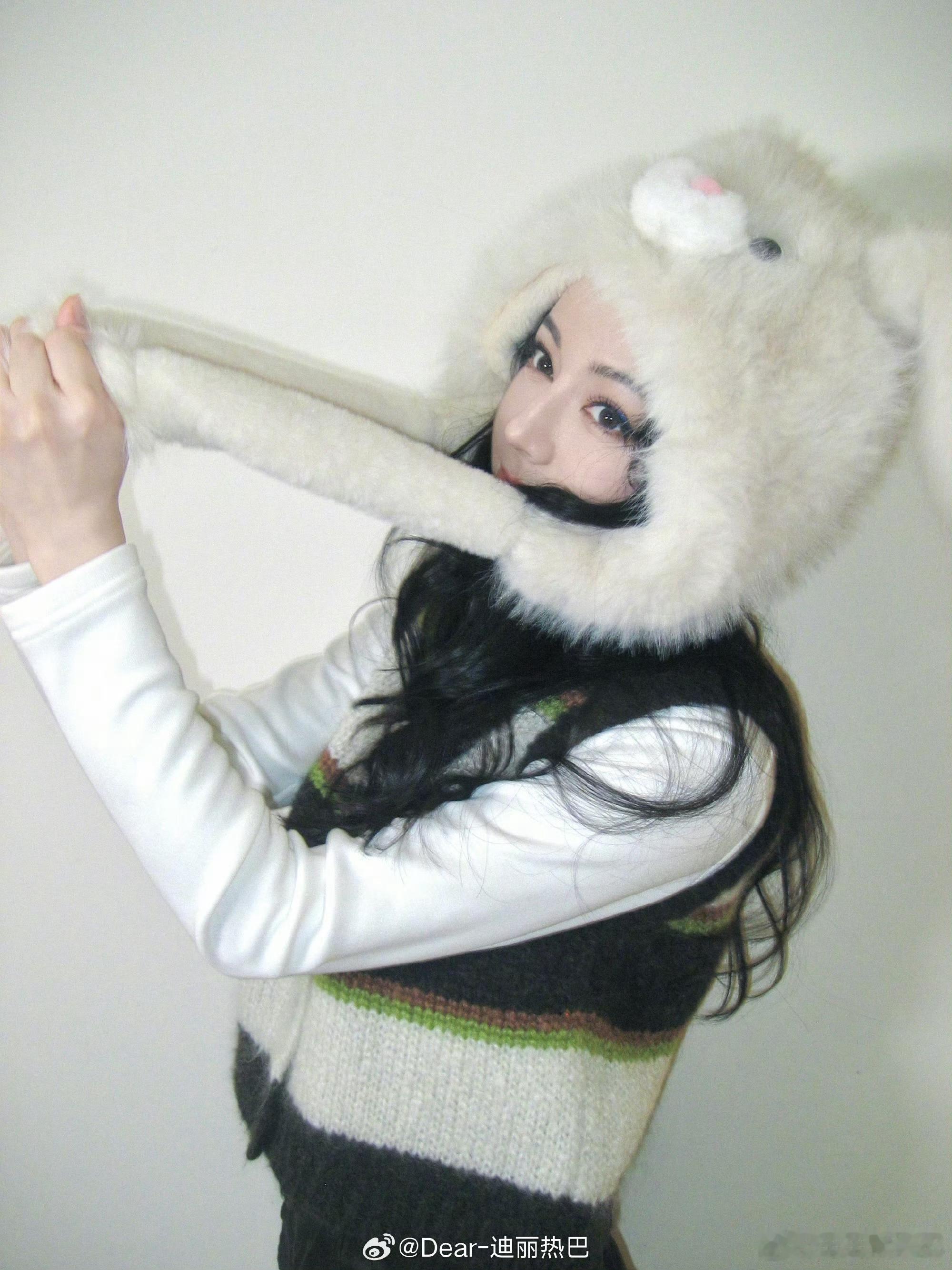 小兔子迪丽热巴 