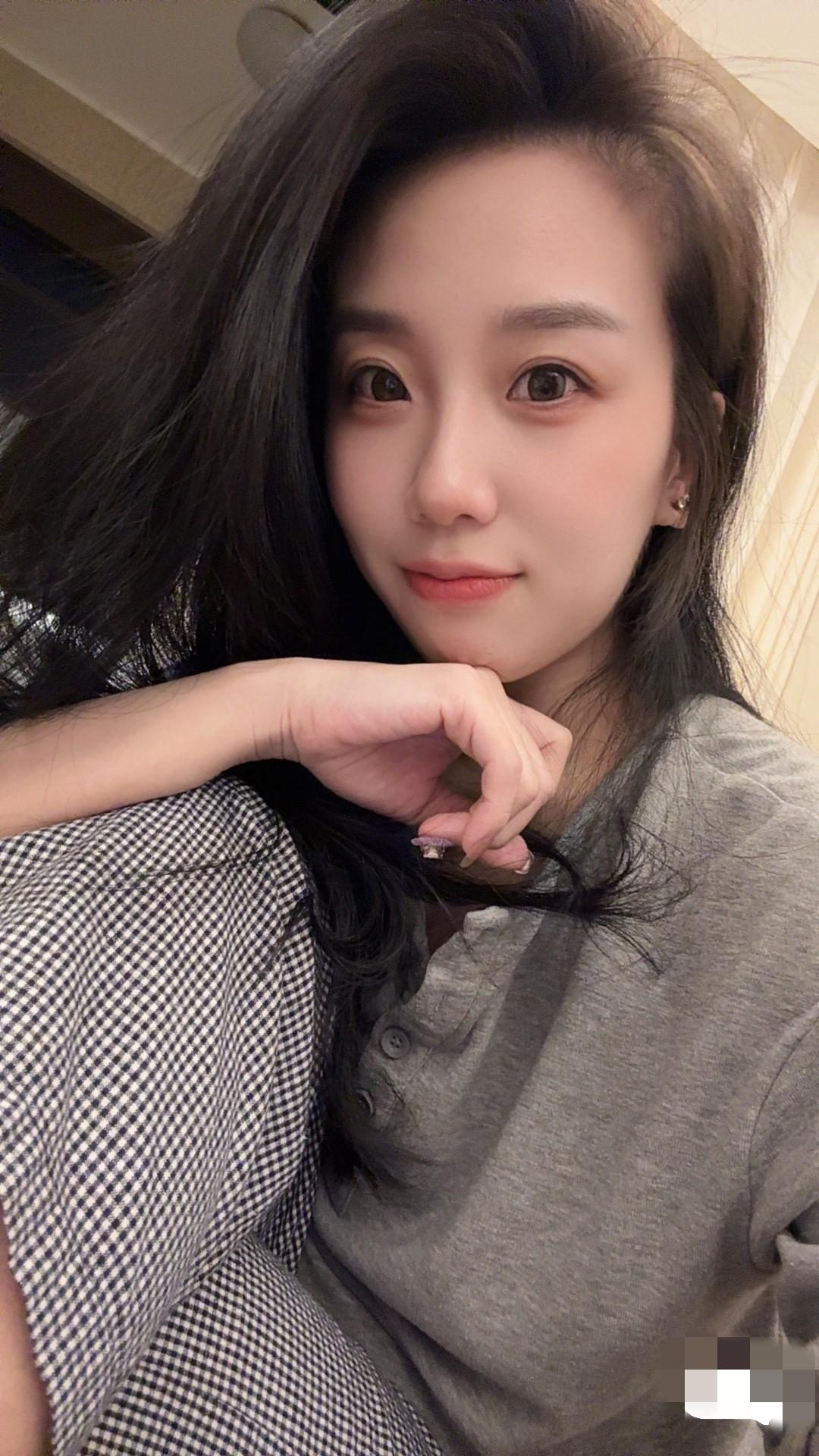 什么样的女人才能称得上有气质? 什么样的女生称得上“好看”?