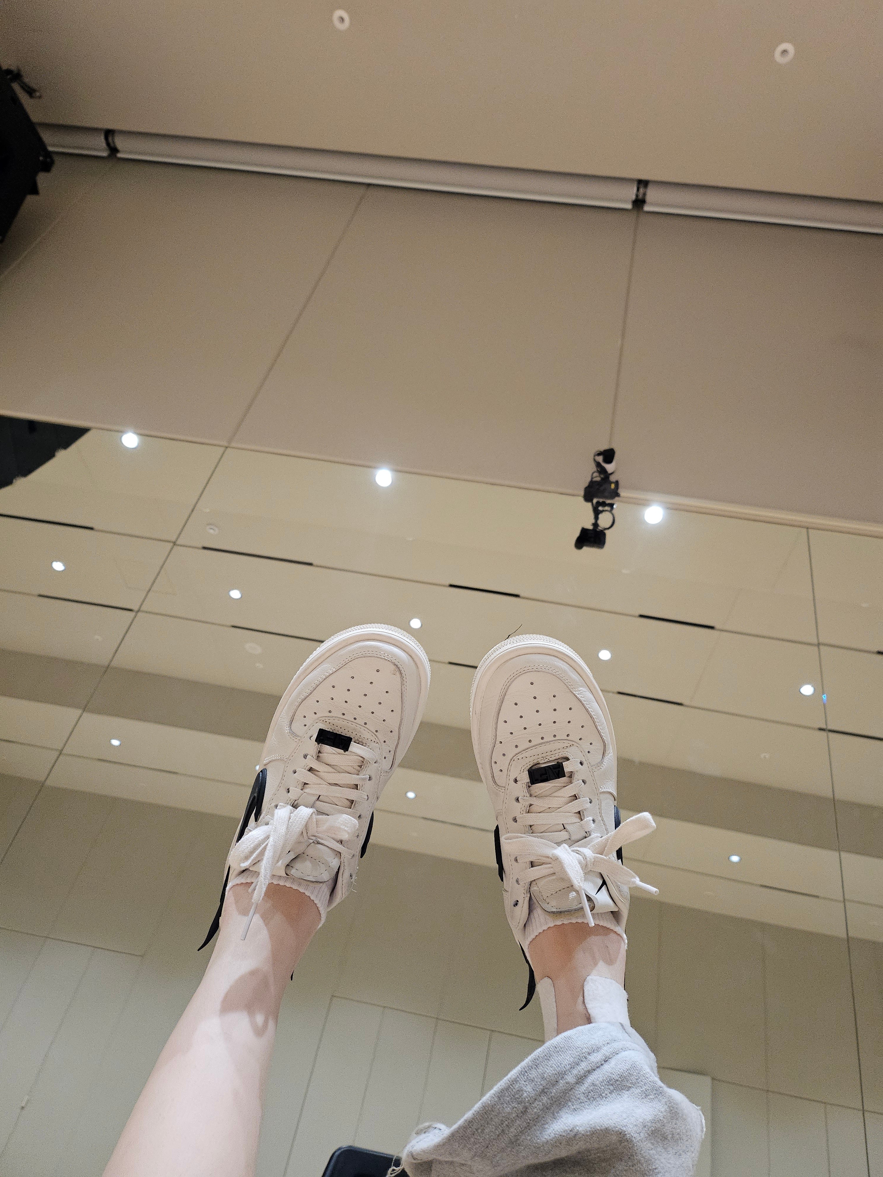 #宮脇咲良[超话]# 🐱wvs FEARNOT 过得好吗~？ -贴膏药是因为肌