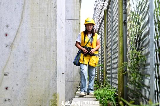 发现最美铁路·长征路上话变迁｜雄关承薪火 风雨护通途