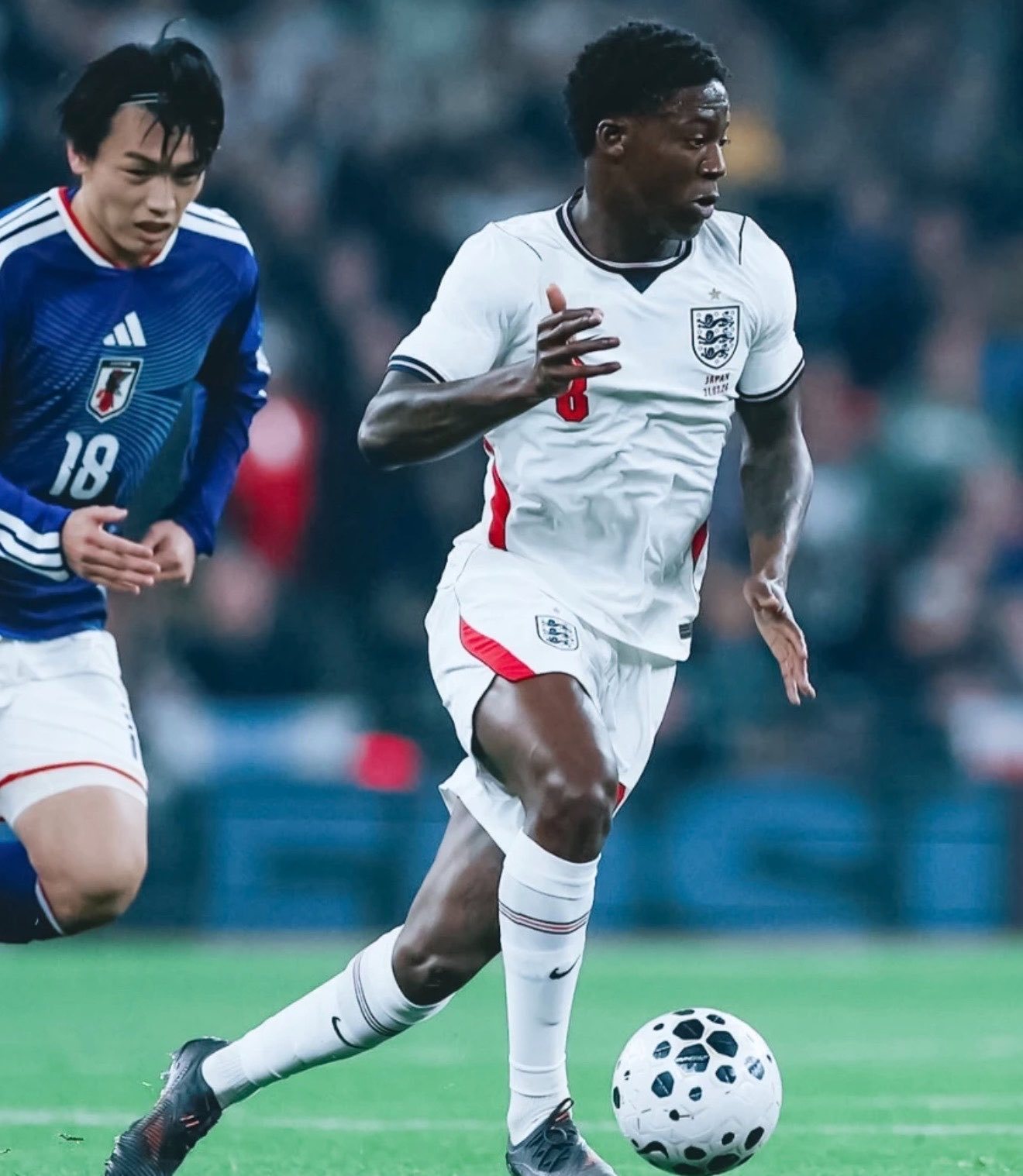 在英格兰3-0击败哥斯达黎加的比赛中，科比·梅努和拉什福德各出场19分钟。曼联世