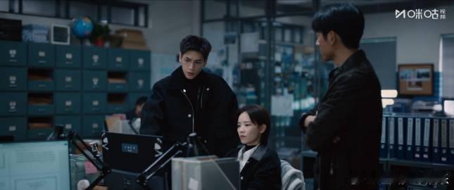 看剥茧一集刀了3个剥茧一集刀3个麻了 剧情设置巧妙，让人对每个角色的动机充满好奇