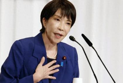 俄罗斯直接放话给日本，日本想要俄罗斯的油门都没有，要油找美国要去。
 
原来随着