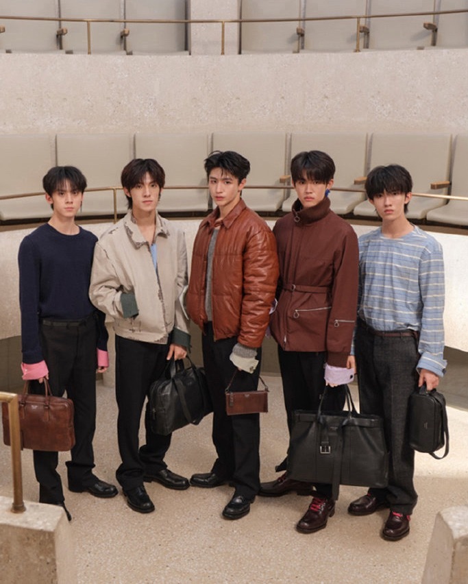 TOP登陆少年 Prada 全新七夕广告先行大片，一组预览先睹为快，燥候品牌大使