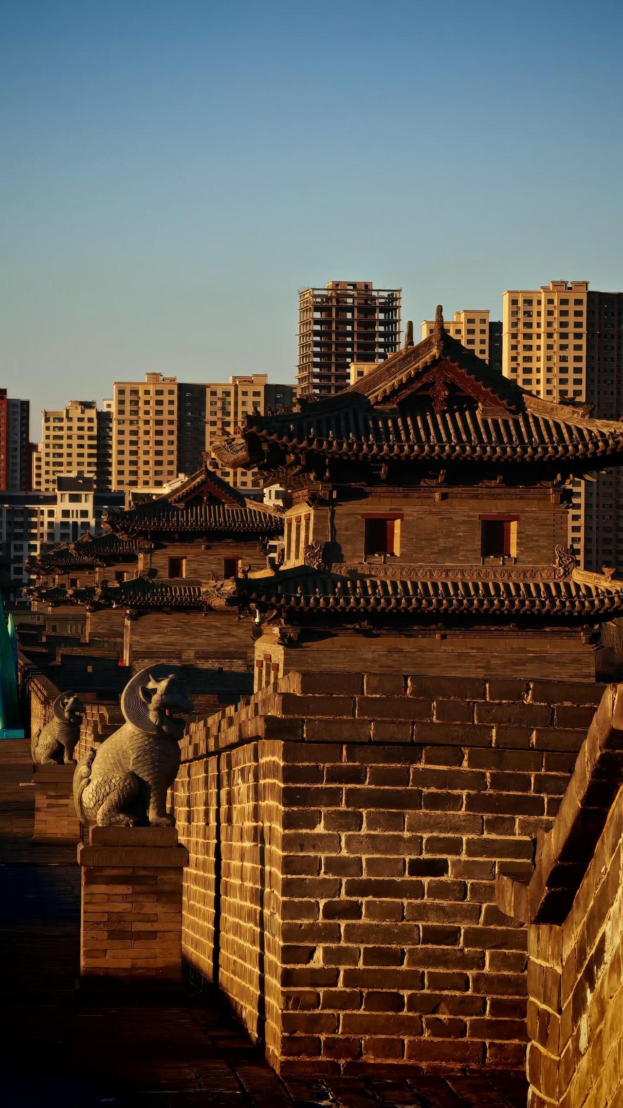 古塔真的好美，大同一角！