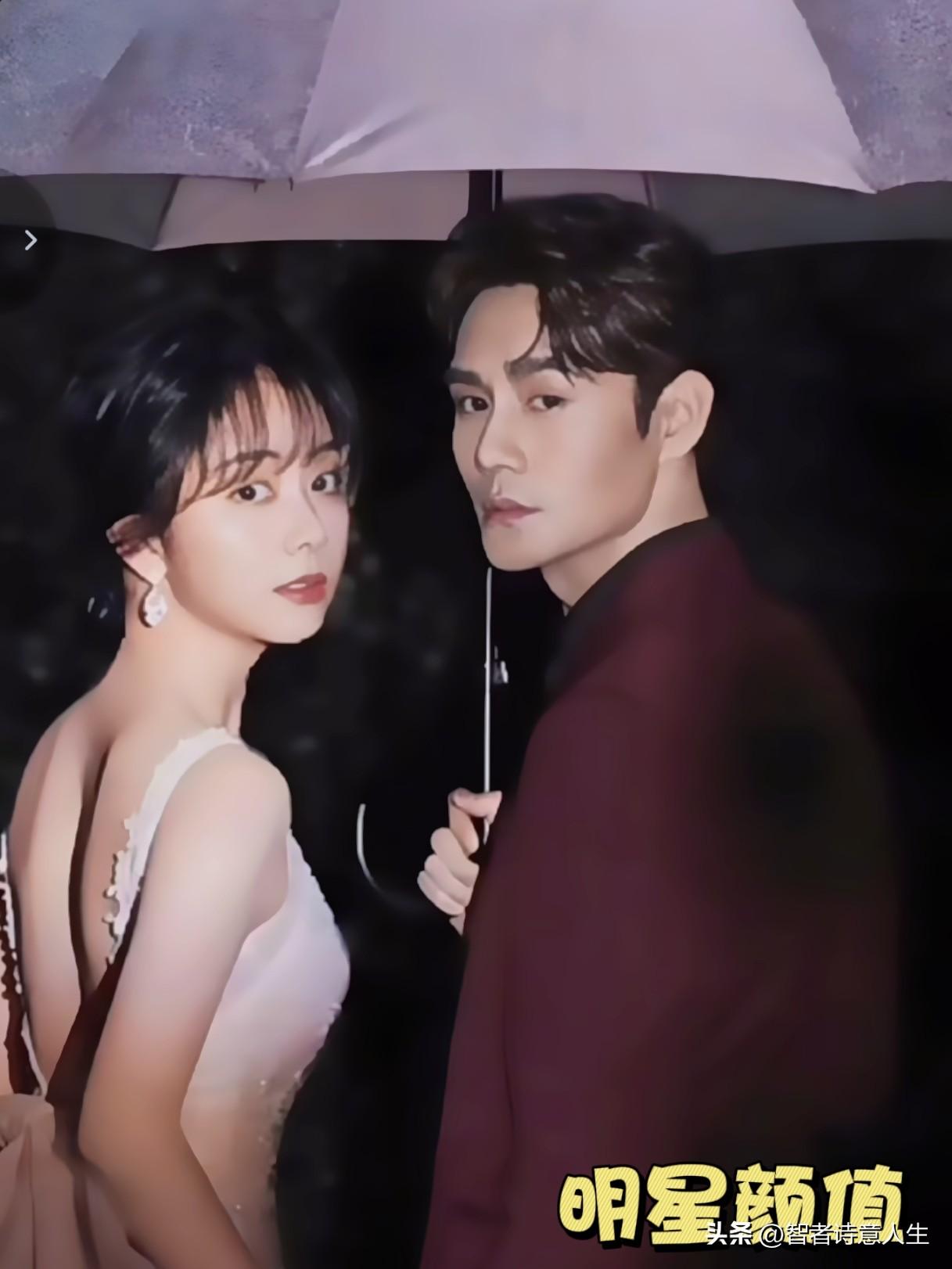 谭松韵王凯这组不同服饰二搭伞下情缘，唯美浪漫好有眼缘，你俩搭剧必追[呲牙] 👍