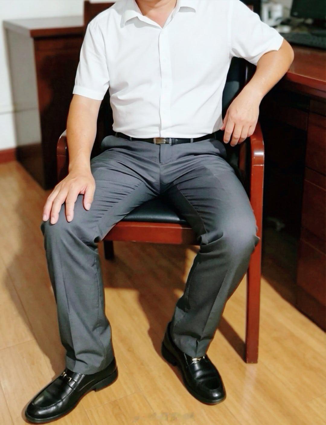 我去，我的校长居然被查了