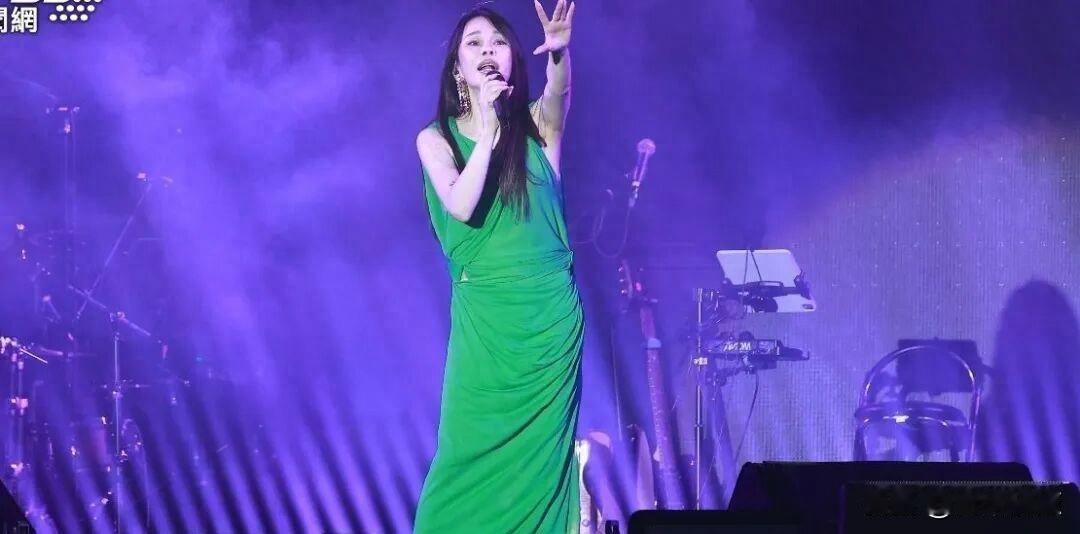 温岚突然进ICU了，演唱会全取消，医生说现在还不能转出来。
时间卡在5月14号早
