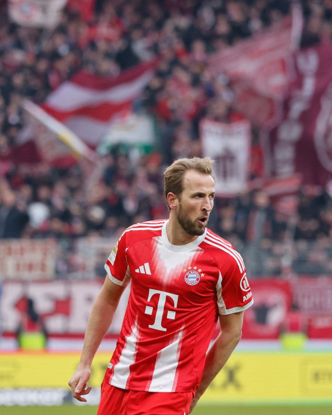 凯恩已经为俱乐部和国家队打进了500个进球：280-热刺126-拜仁78-英格兰