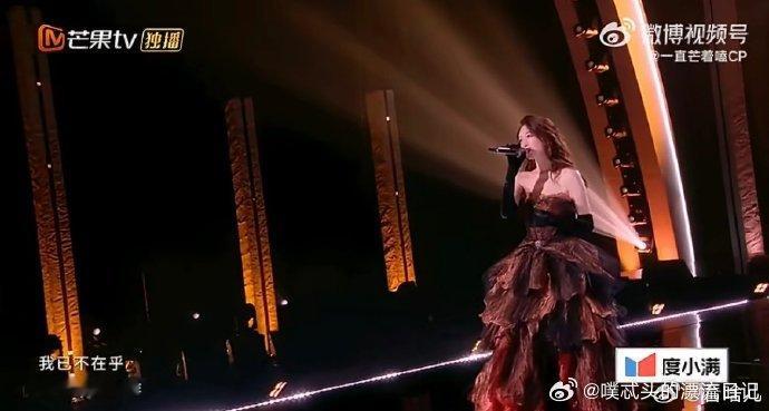 李小冉心愿便利贴不养闲女乘风2026心愿便利贴舞台火出圈，不是靠完美而是靠真实，