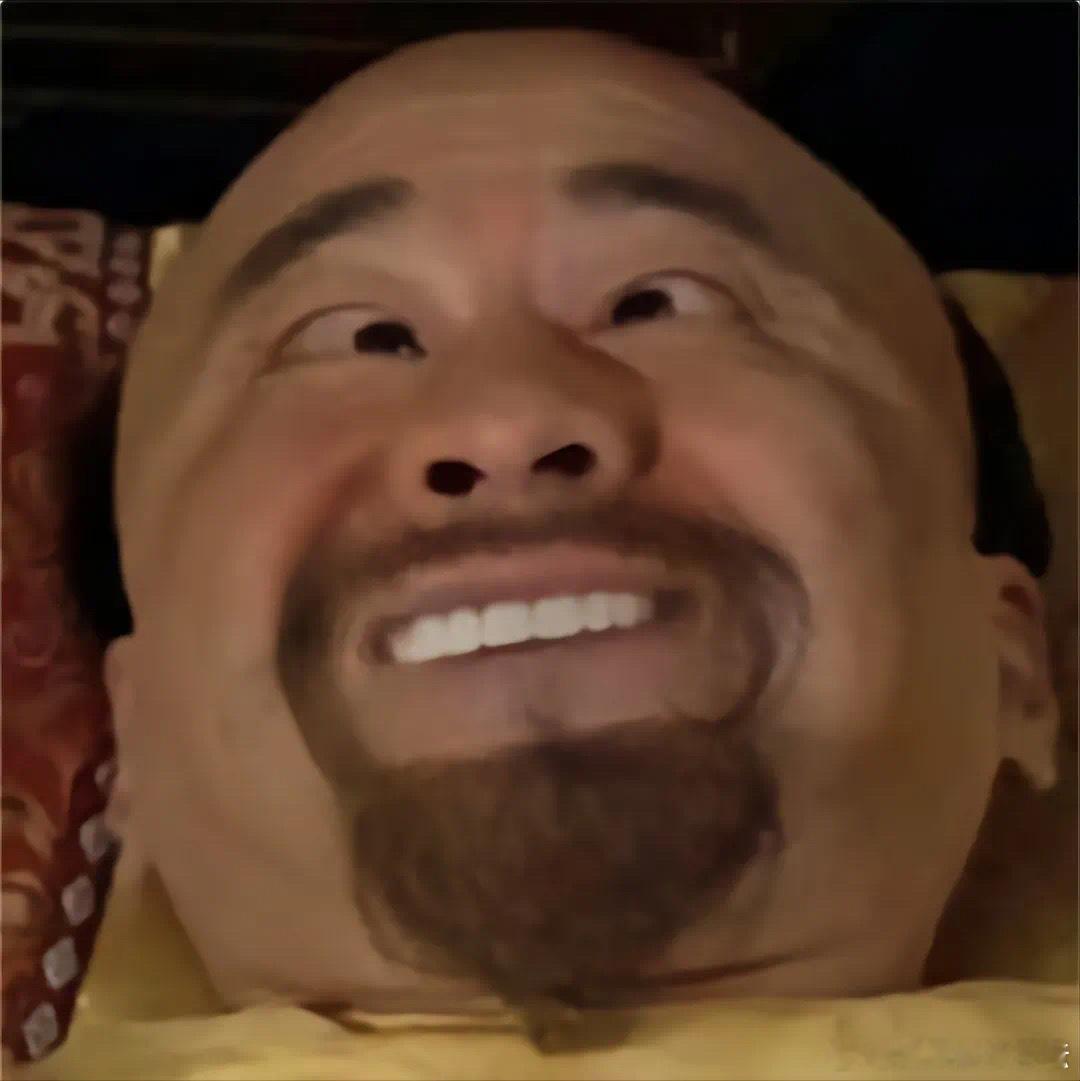 #老板带头追星请全公司看演唱会#这样的神仙老板给我来一打，真的是太大方了而且请员