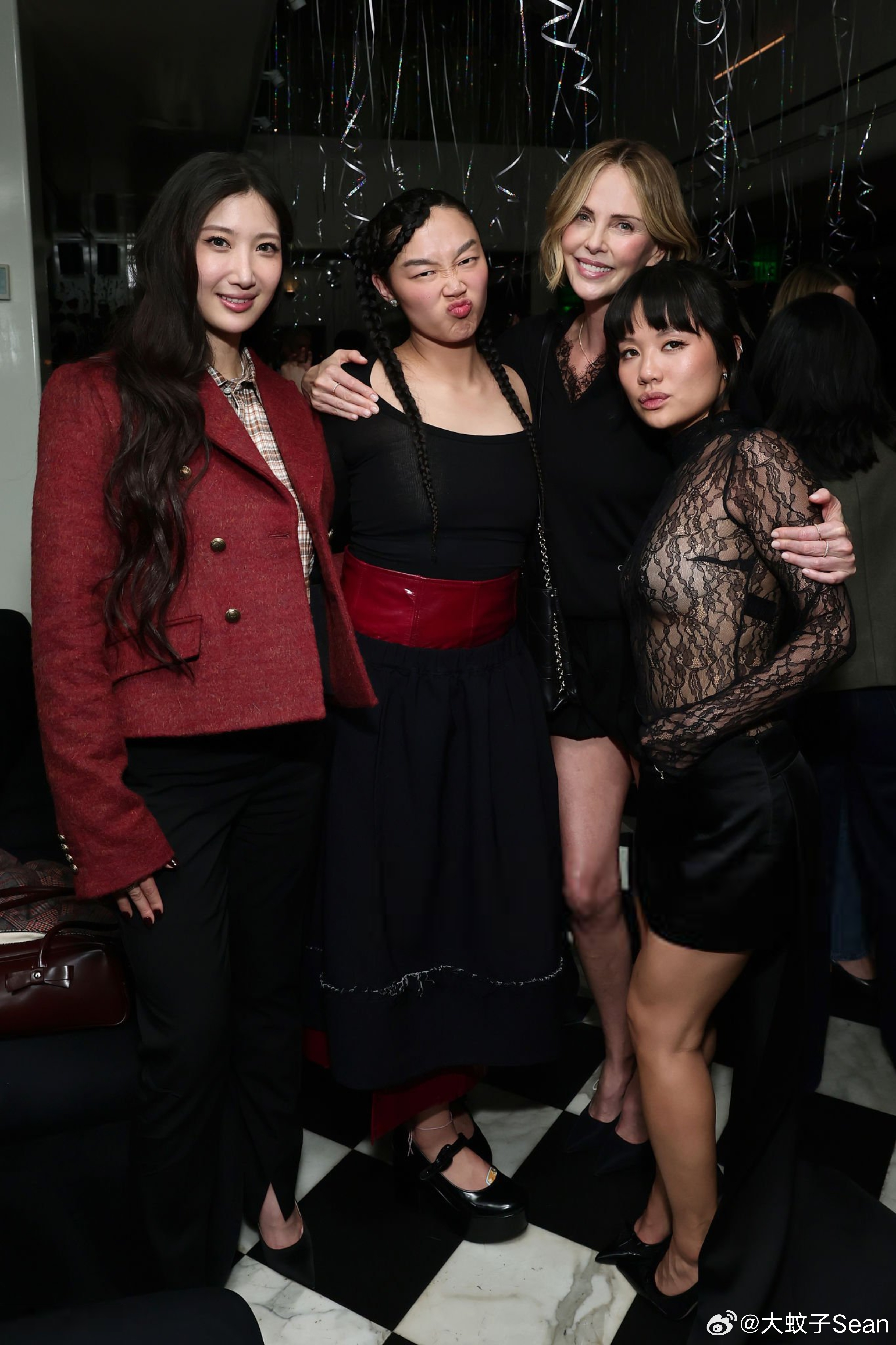 Charlize Theron查理兹塞隆在洛杉矶出席《W》杂志和Dior举办的奥