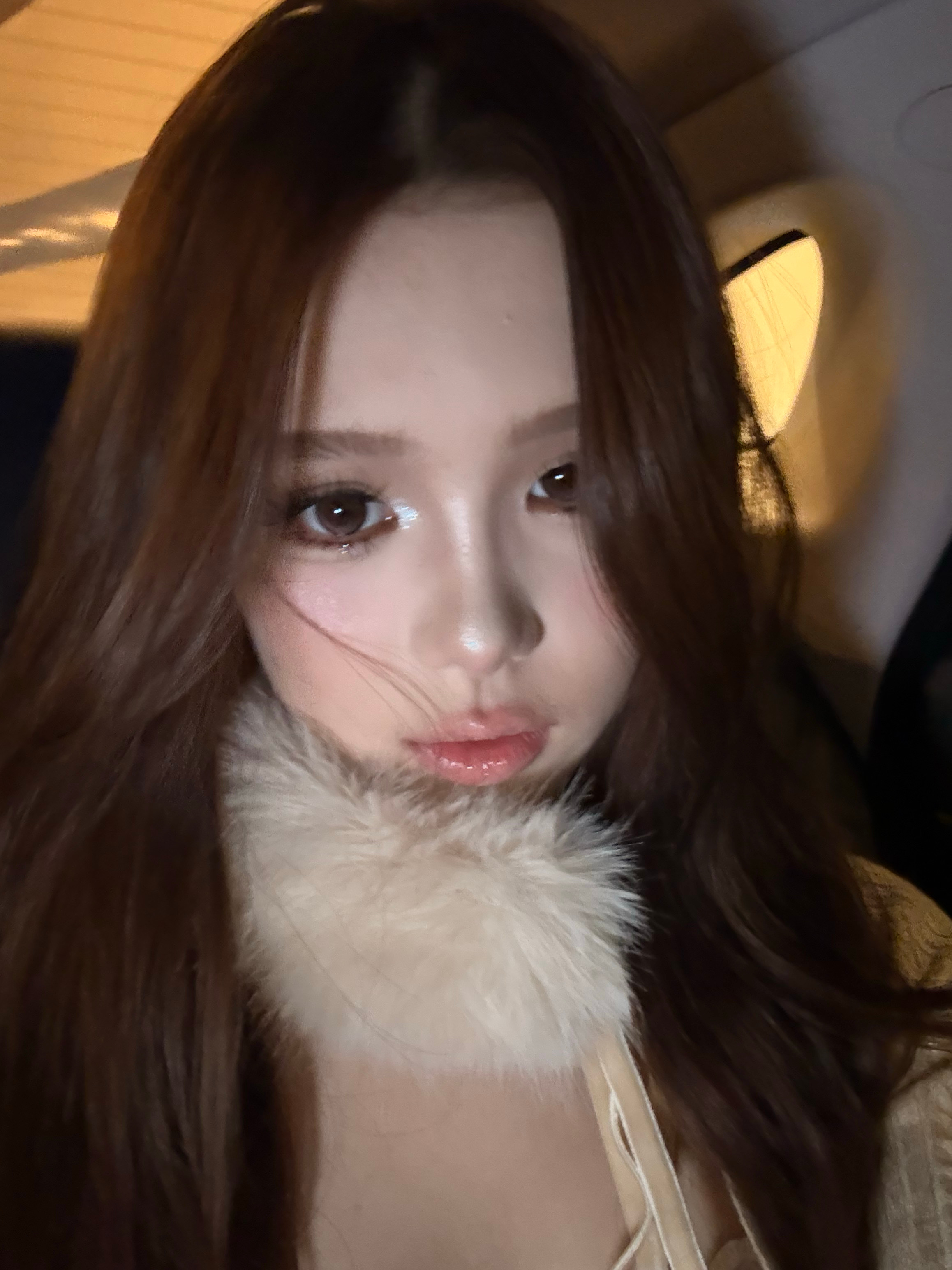 很久没有戴中直径出门了 感觉偶尔这种风格也不错捏 