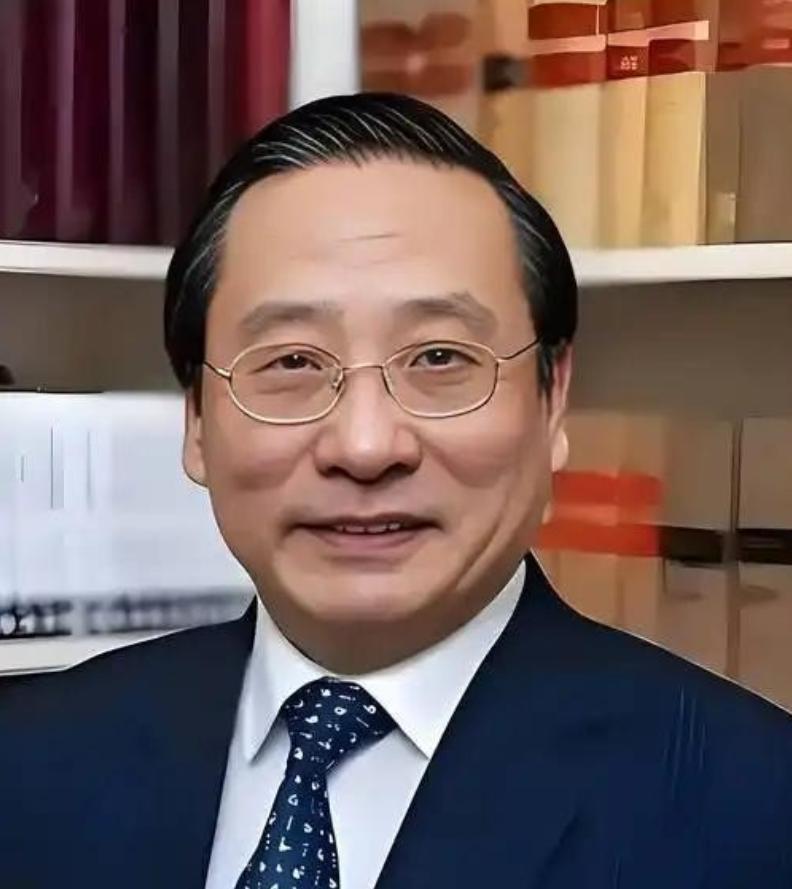 对于日本，高志凯教授的建议来了，他曾提议如下：取消对日免签，12个月内参拜过神侧