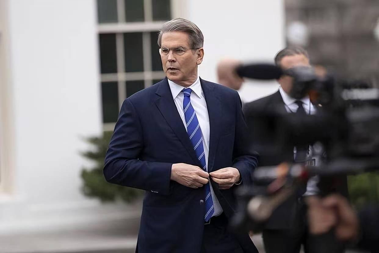 贝森特发文祝贺高市早苗赢得选举，两国关系真的牢不可破吗？

2月9日，美国财长贝