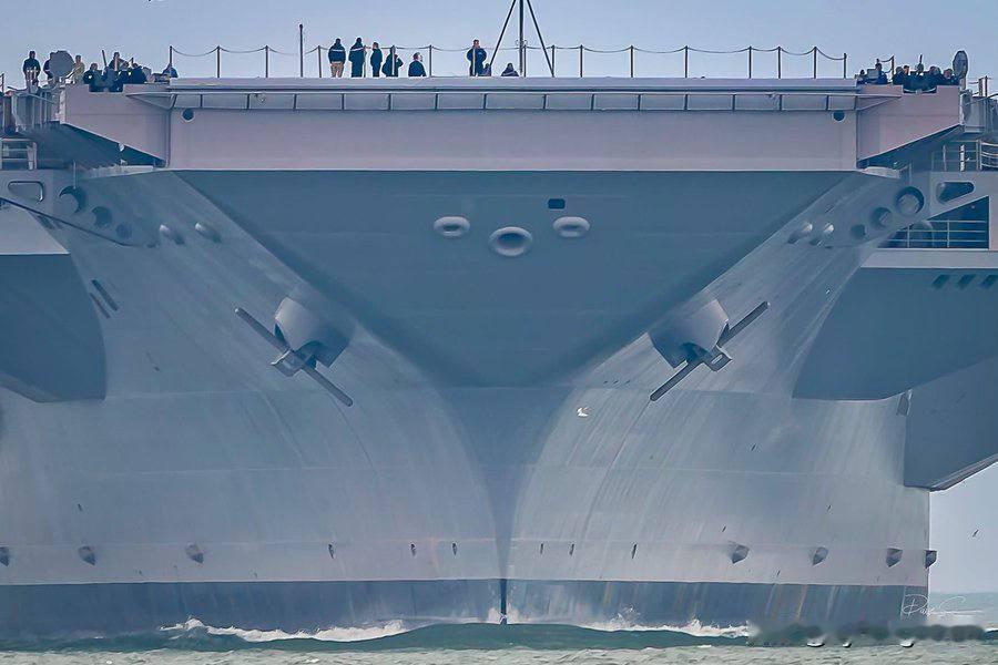 🇺🇸美国海军正在建造的“约翰·F·肯尼迪”号航空母舰（CVN 79）于202