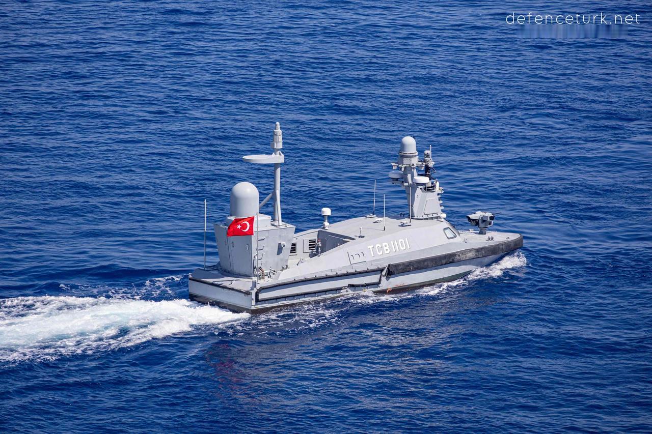 土耳其ASELSAN 公司的MARLIN 无人水面舰艇。
MARLIN 100是