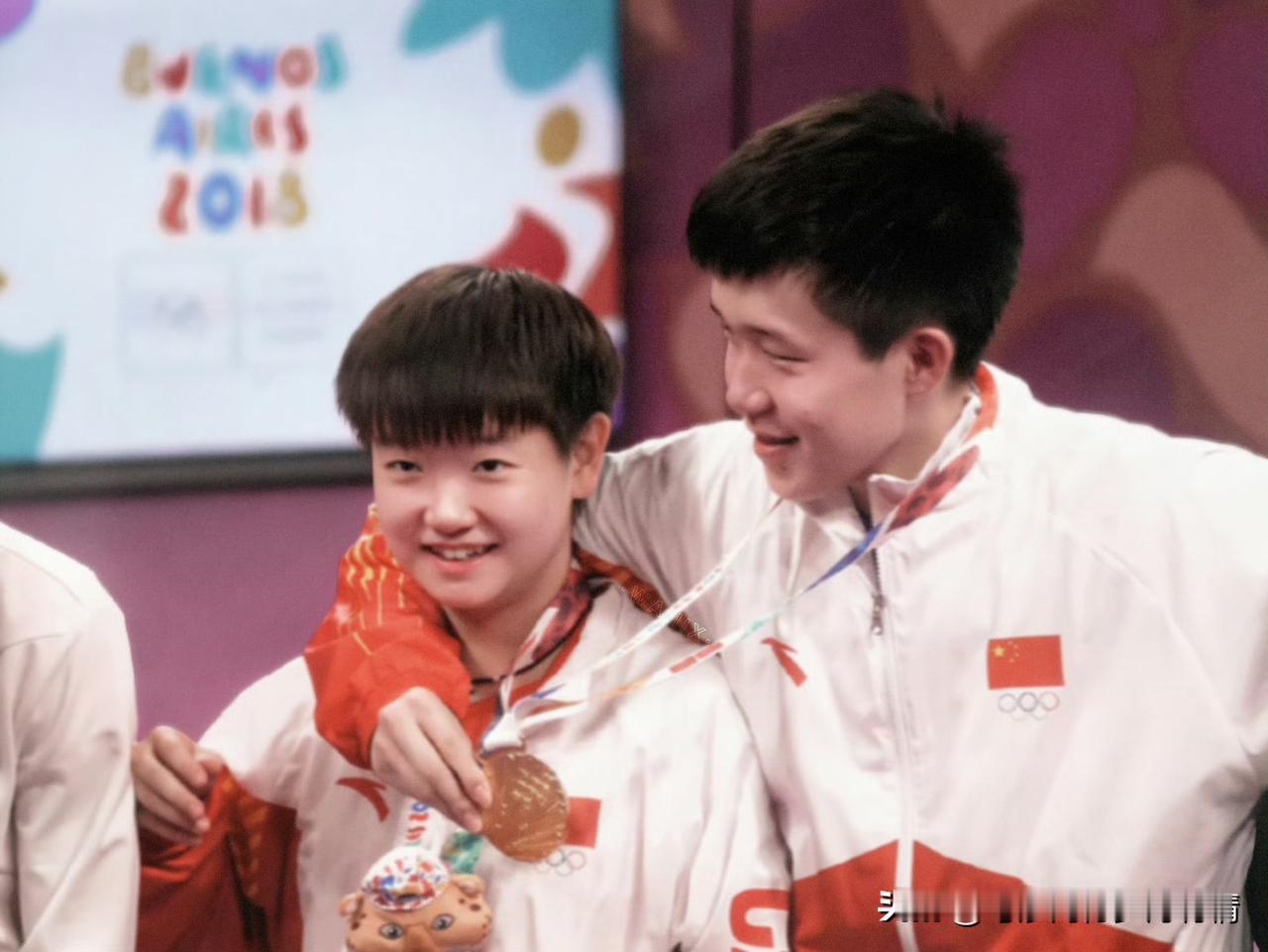 莎头并肩，是乒乓赛场上最燃的顶峰相见
 
我永远为莎头的并肩奔赴而心动！赛场上王