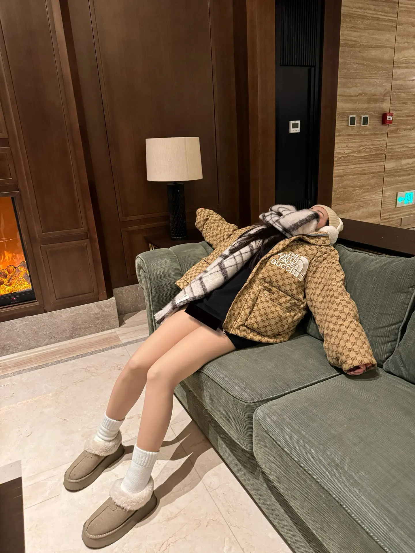 后来我不再纠结你是否爱我