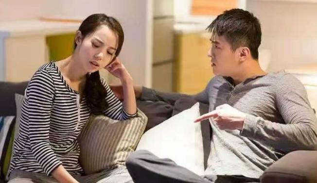 太心机！浙江绍兴，女子婚后省吃俭用，收入全都贴补家用，丈夫年薪25万，每个月给家